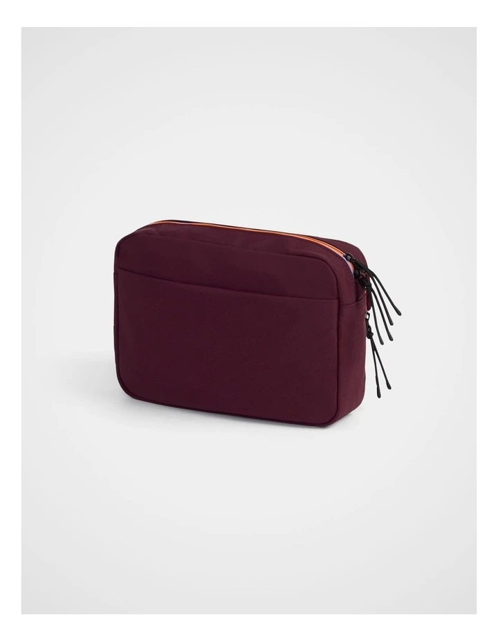 TREK. Pocket Bag in Plum image 2