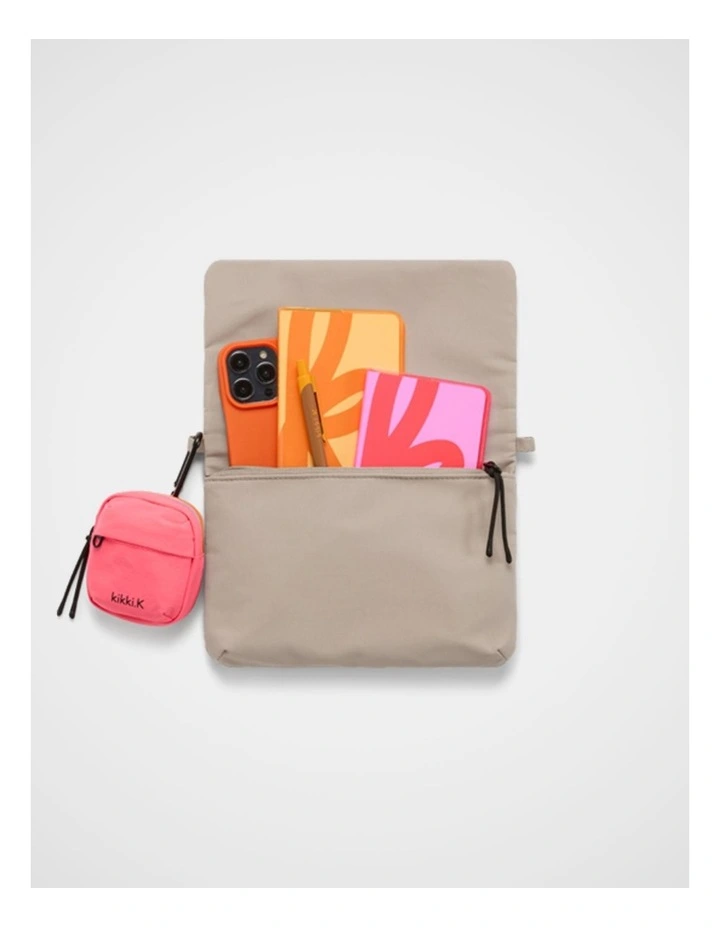 TREK. Pouch Crossbody in Chalk image 3
