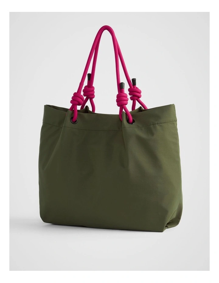 TREK. Tote Bag in Olive image 2