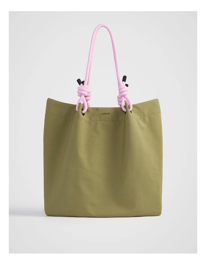 TREK. Tote Bag in Khaki image 1