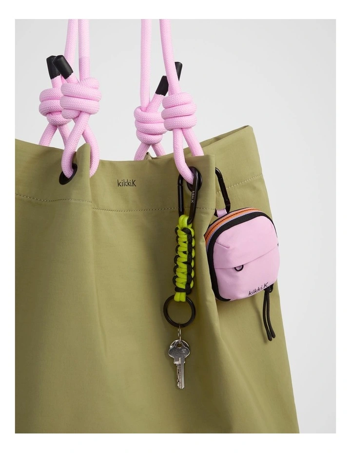 TREK. Tote Bag in Khaki image 5