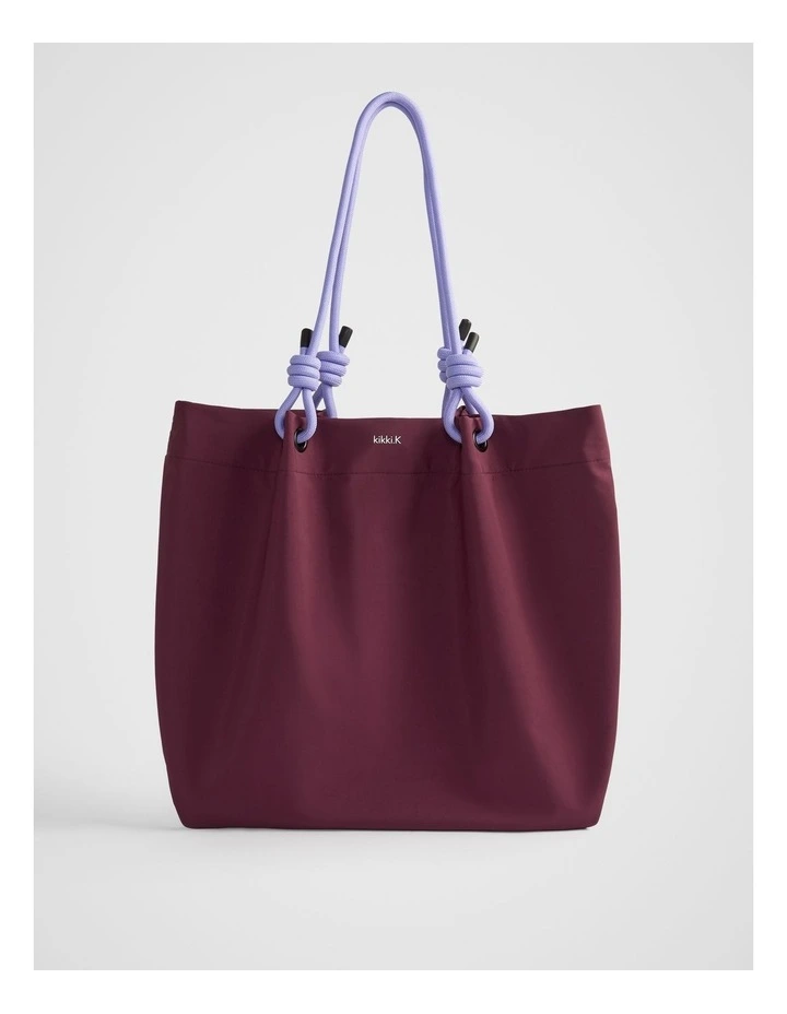 TREK. Tote Bag in Plum image 1