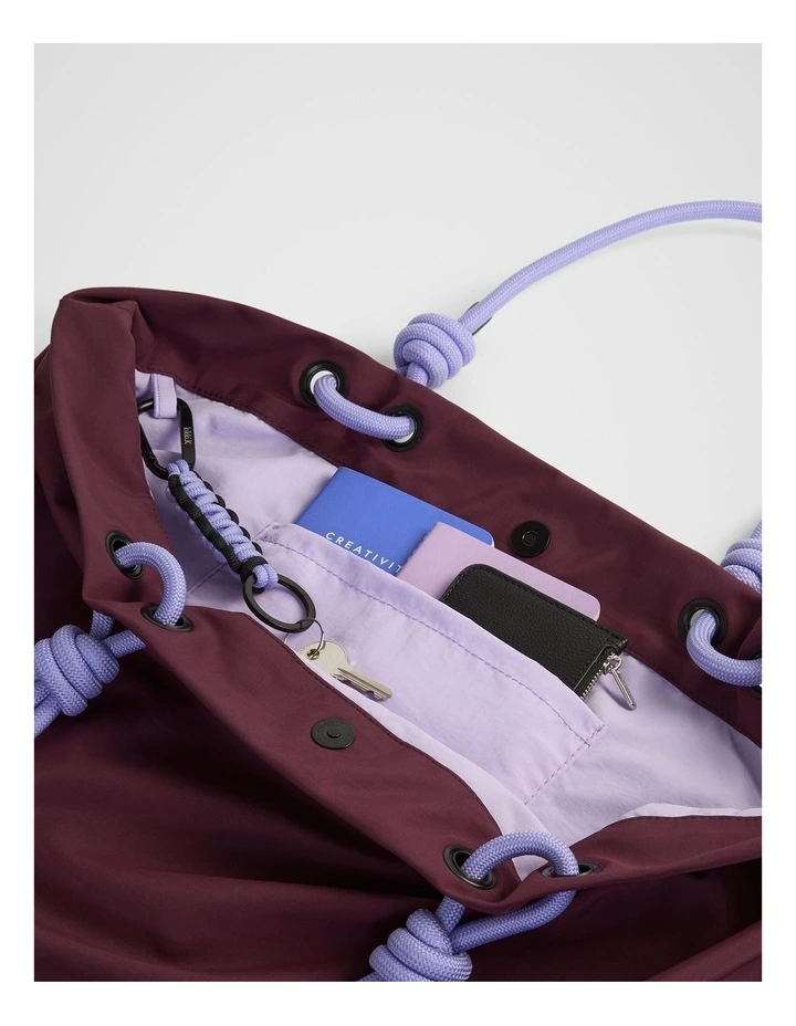 TREK. Tote Bag in Plum image 4