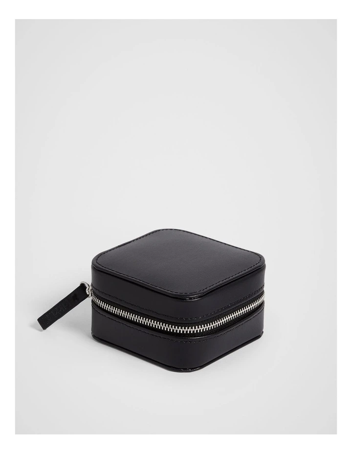 Fieldtrip Jewellery Case in Black image 1