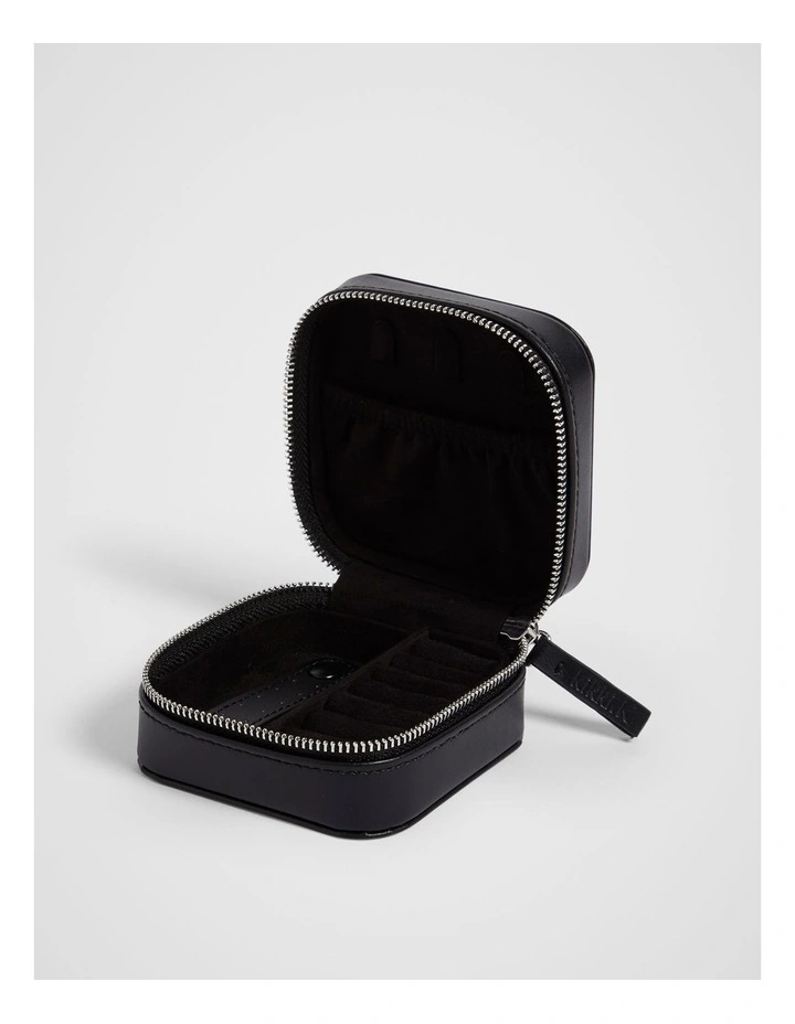 Fieldtrip Jewellery Case in Black image 2