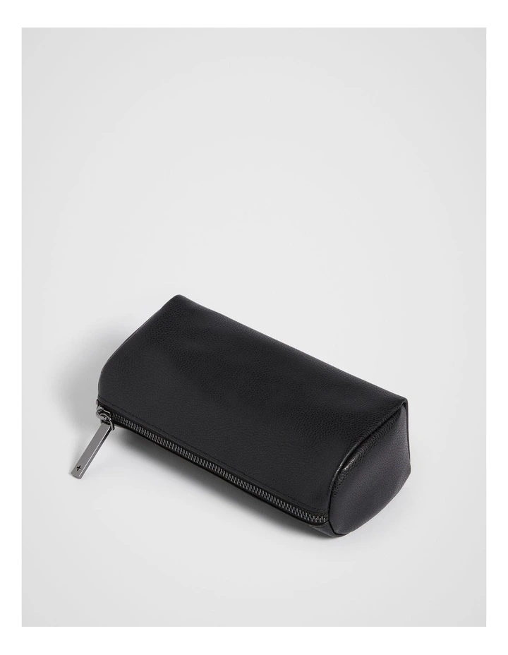 Junction Pouch Large in Black image 4