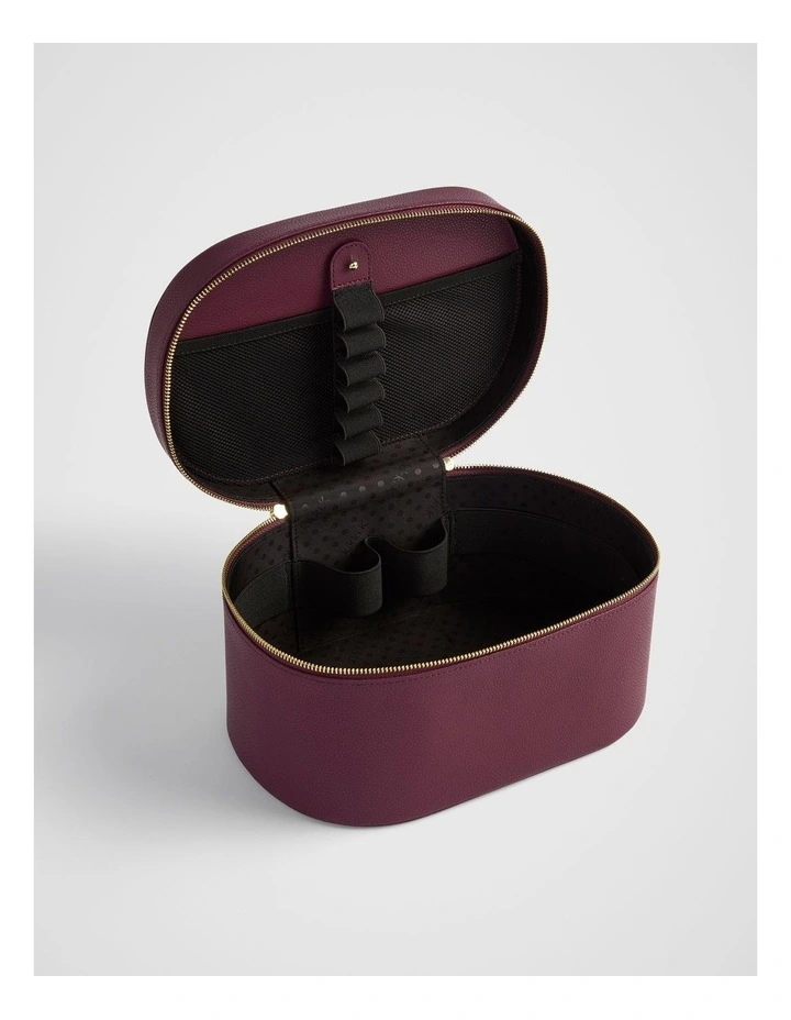 Traveller Cosmetics Case in Plum image 3