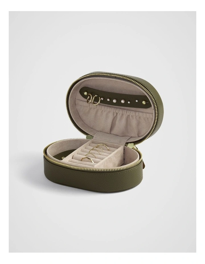 Traveller Jewellery Case in Olive image 2