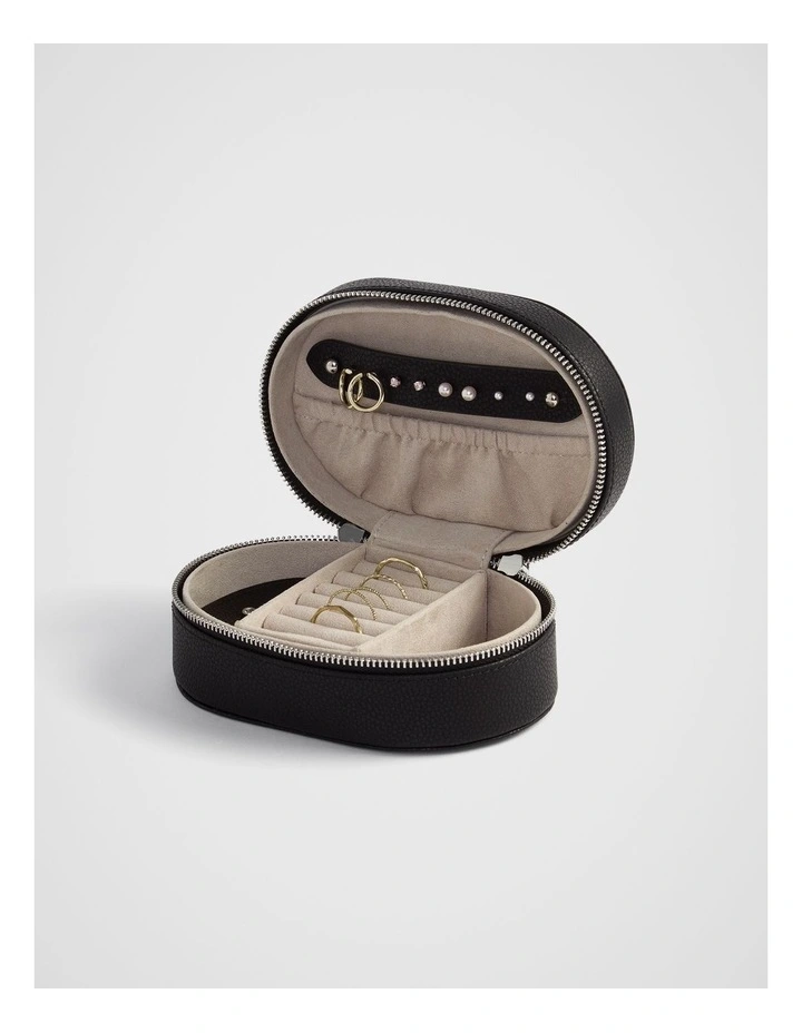 Traveller Jewellery Case in Black image 2