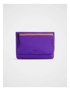 TREK. Pouch Crossbody in Orchid