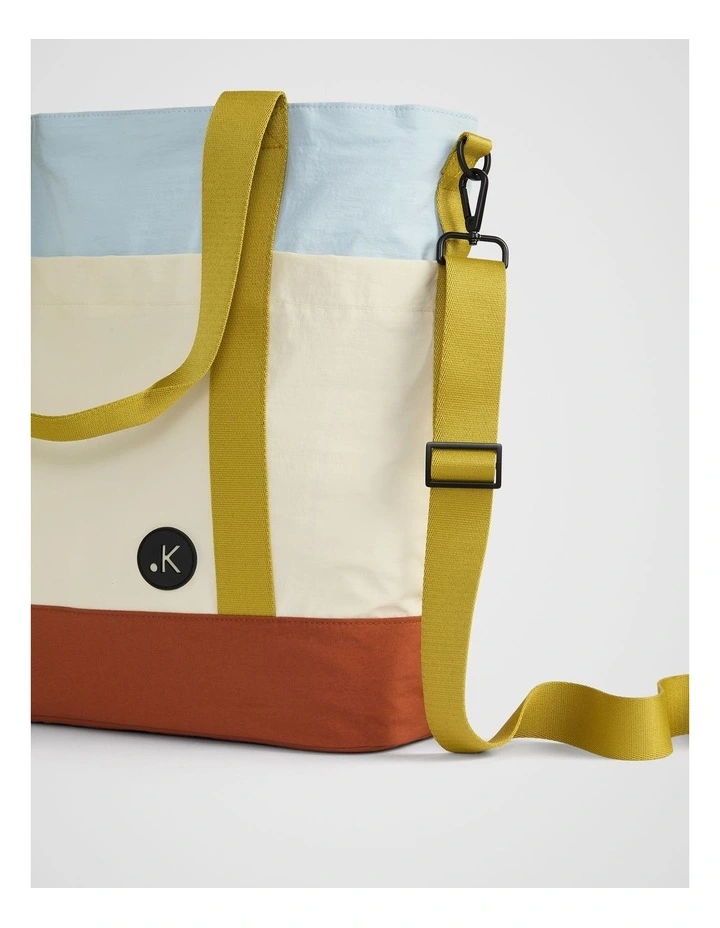 Play Everyday Tote in Rust image 3