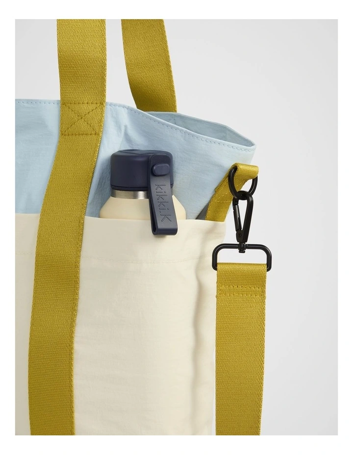 Play Everyday Tote in Rust image 4