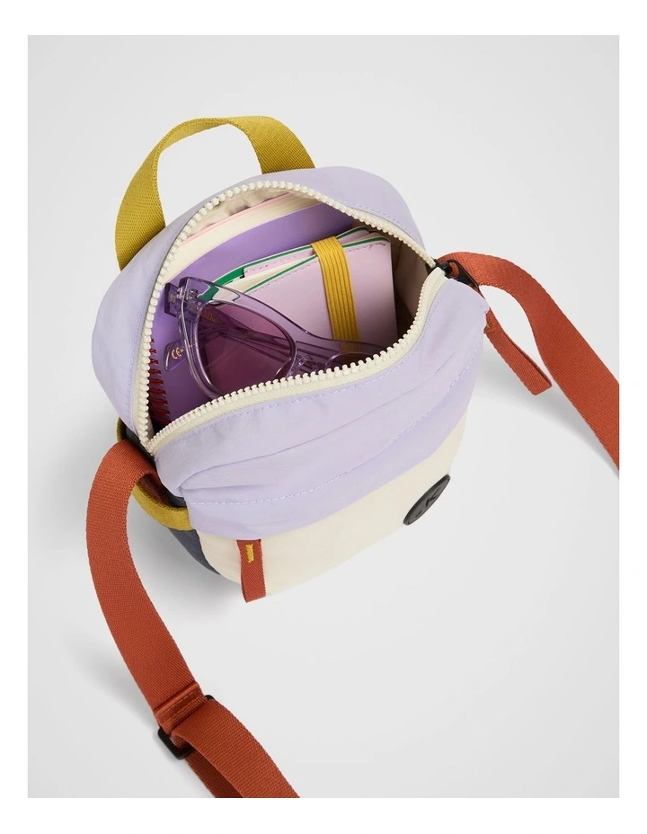 Play Crossbody in Petrol image 3