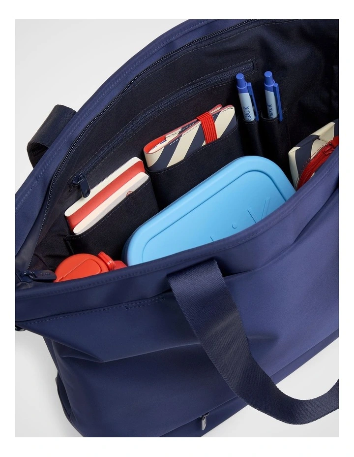 Go Series Tote in Navy image 4