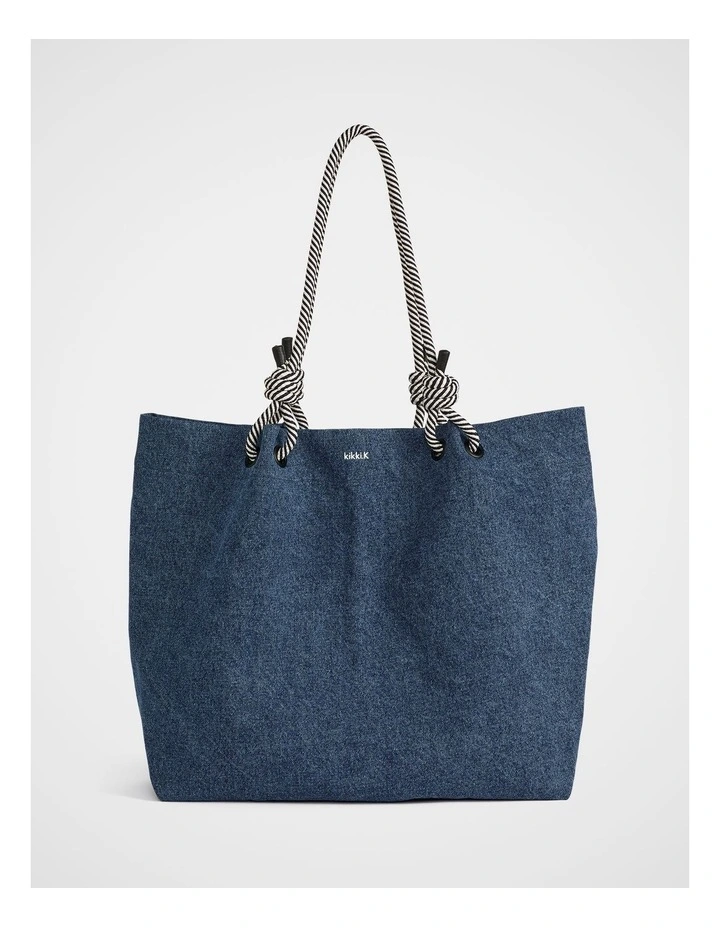 TREK. Tote in Denim image 1
