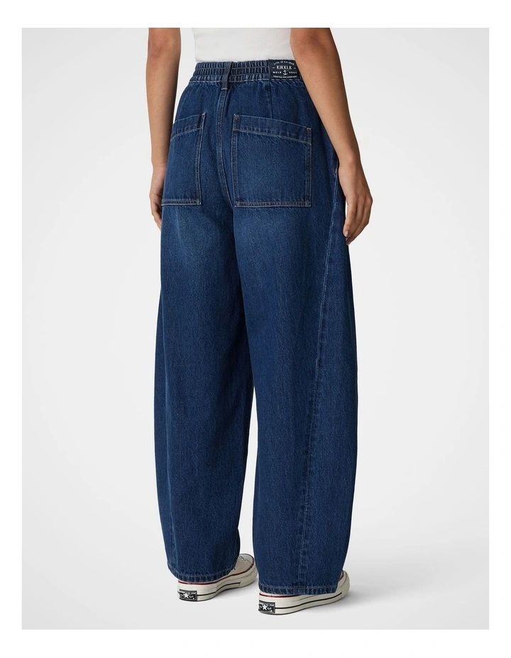 Portside Barrel Jean in Indigo image 2