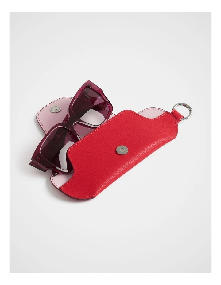 Sunglasses Sleeve in Poppy image 3