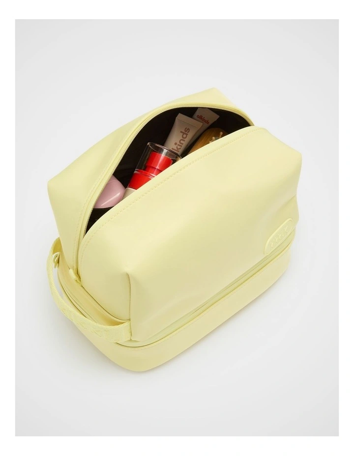 Go Series Cosmetic Case Large in Butter image 2