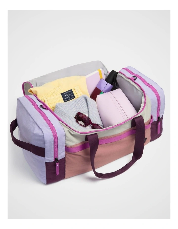 Play Overnight Bag in Raspberry image 2