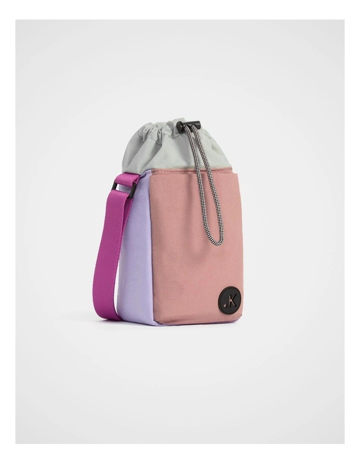 Play Bottle Bag in Raspberry image 1