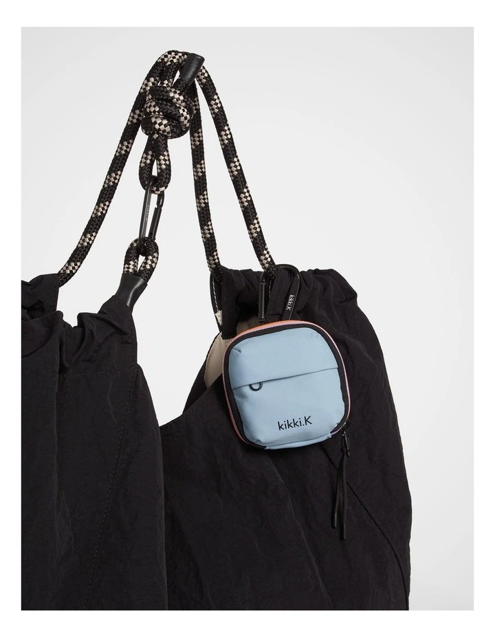 Trek. Explorer Tote in Black image 4