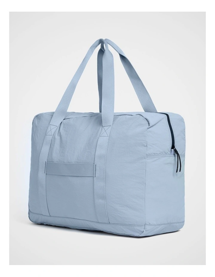 TREK. Packable Duffel in Cloud image 3