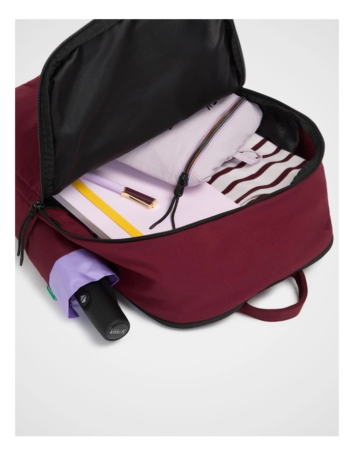 TREK. Backpack in Cherry image 5