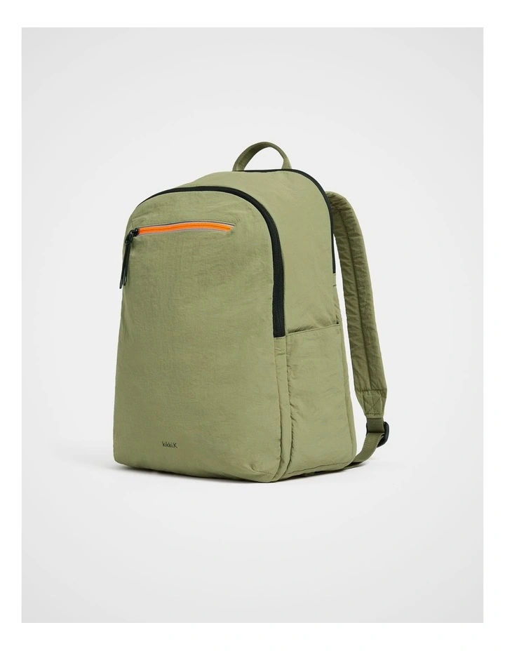 TREK. Backpack in Moss image 4