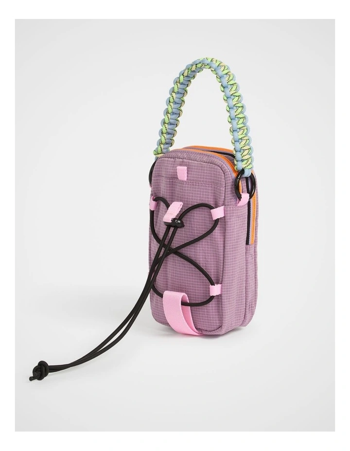 TREK. Bottle Bag Ripstop in Sugar image 6
