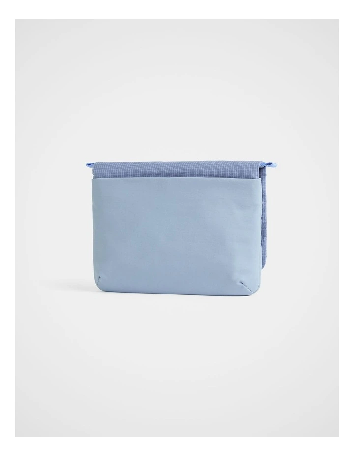 TREK. Pouch Crossbody in Cloud image 2