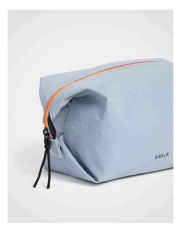 Trek. Cosmetic Case in Cloud image 3