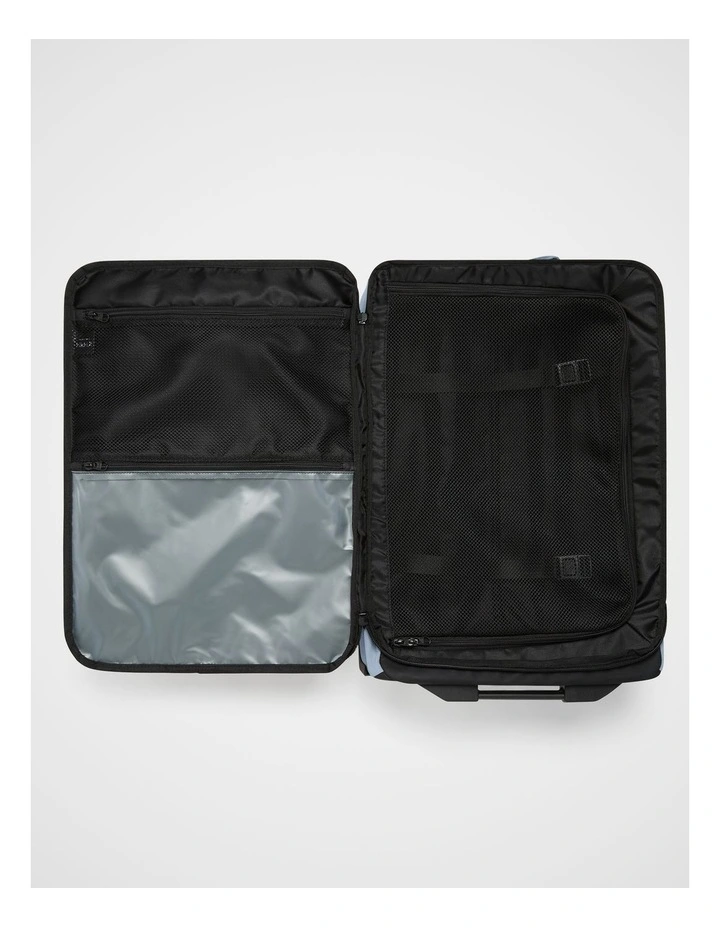 TREK. Carry-On Case in Cloud image 3