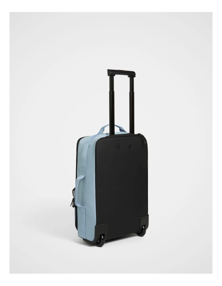 TREK. Carry-On Case in Cloud image 4