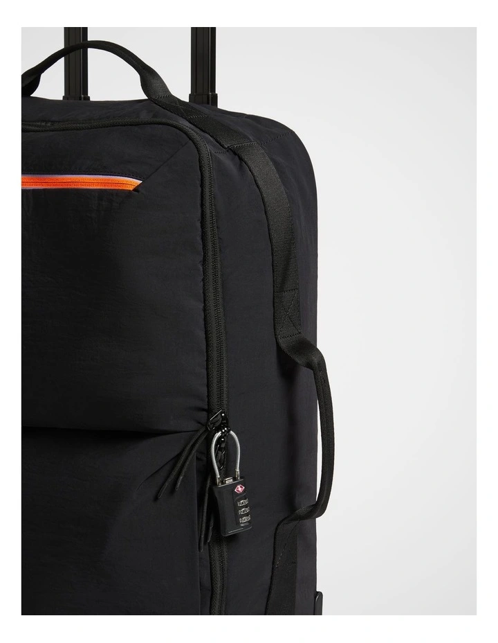 TREK. Carry-On Case in Black image 5