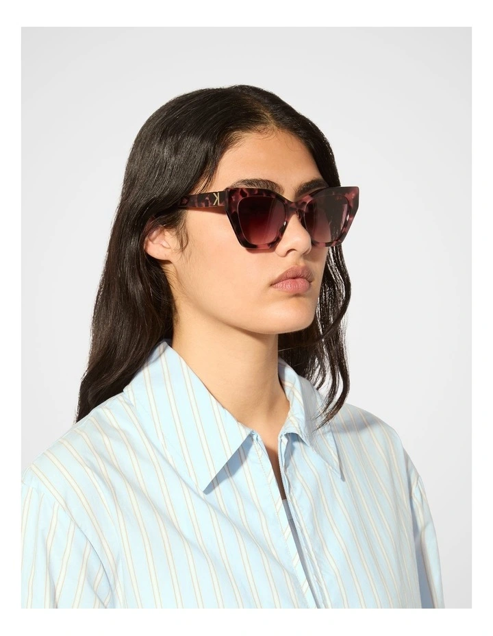 Monarch Sunglasses in Plum image 3