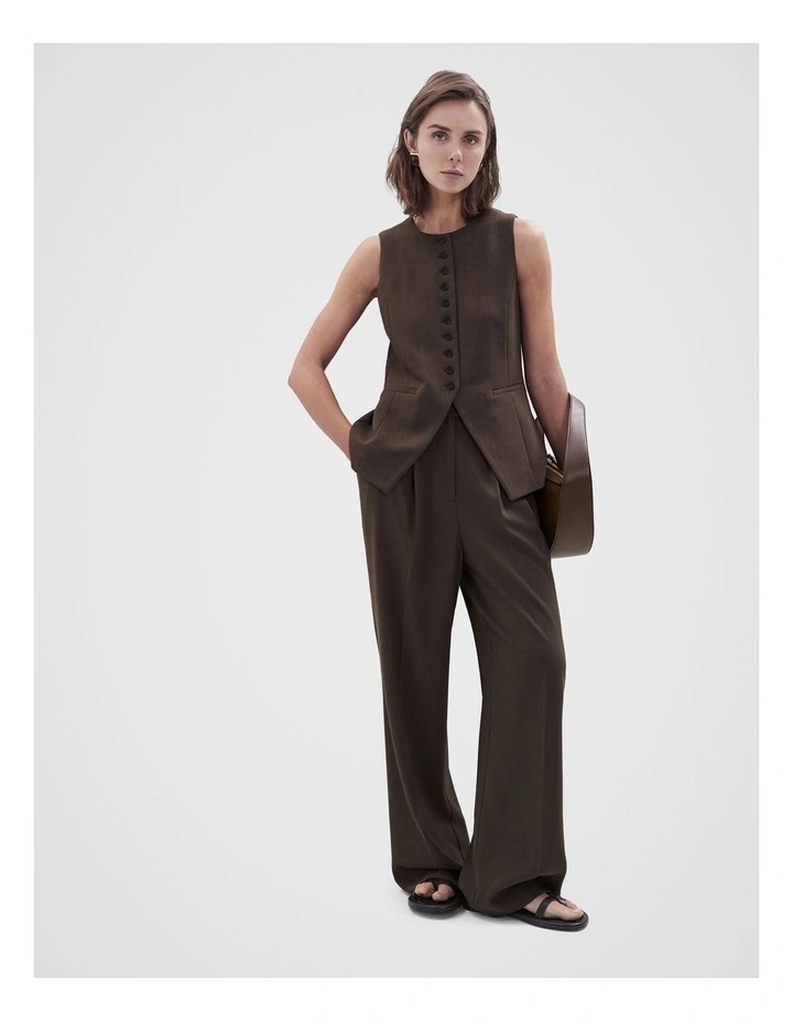 Tailored Pleat Front Pant in Mocha image 4