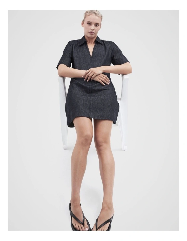Collared Denim Dress in Darkrinse image 4