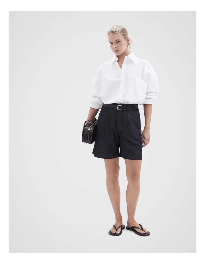Rinse Denim Pleated Short in Darkrinse image 4