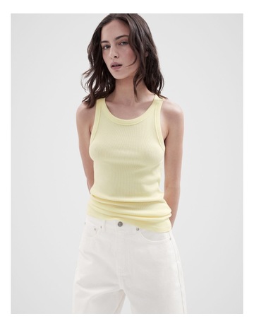 Yellow colour