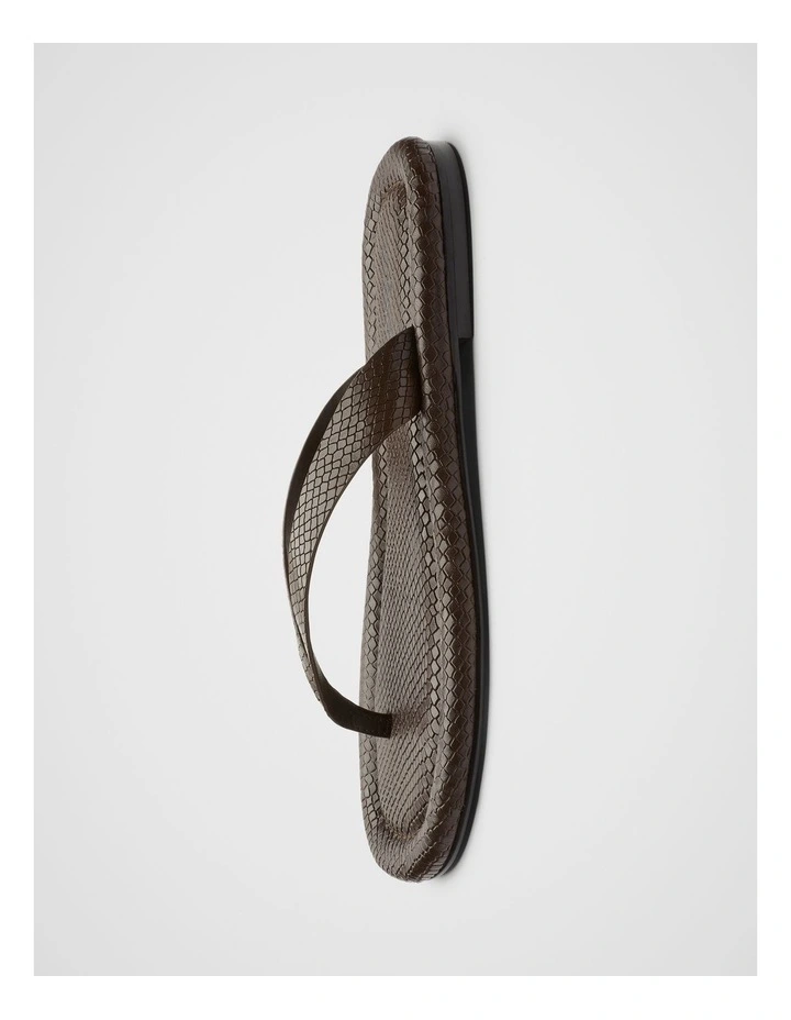 Niki Leather Thong image 3