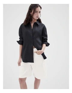 The Classic Oversized Linen Shirt in Black