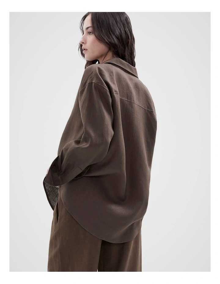 The Classic Oversized Linen Shirt in Brown image 2