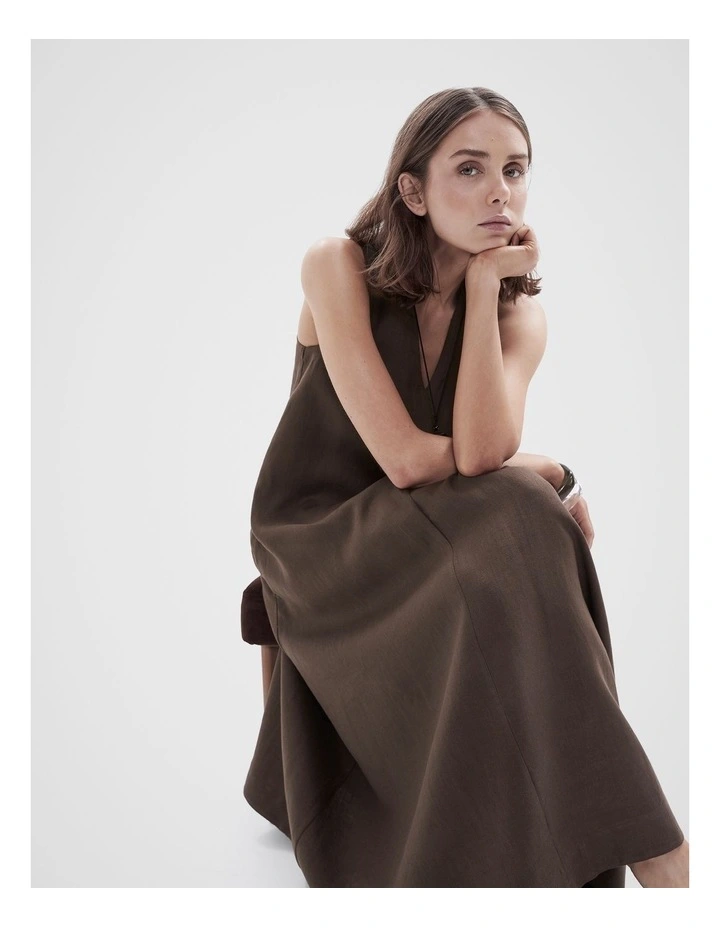 Linen V Neck Maxi Dress in Mocha image 3