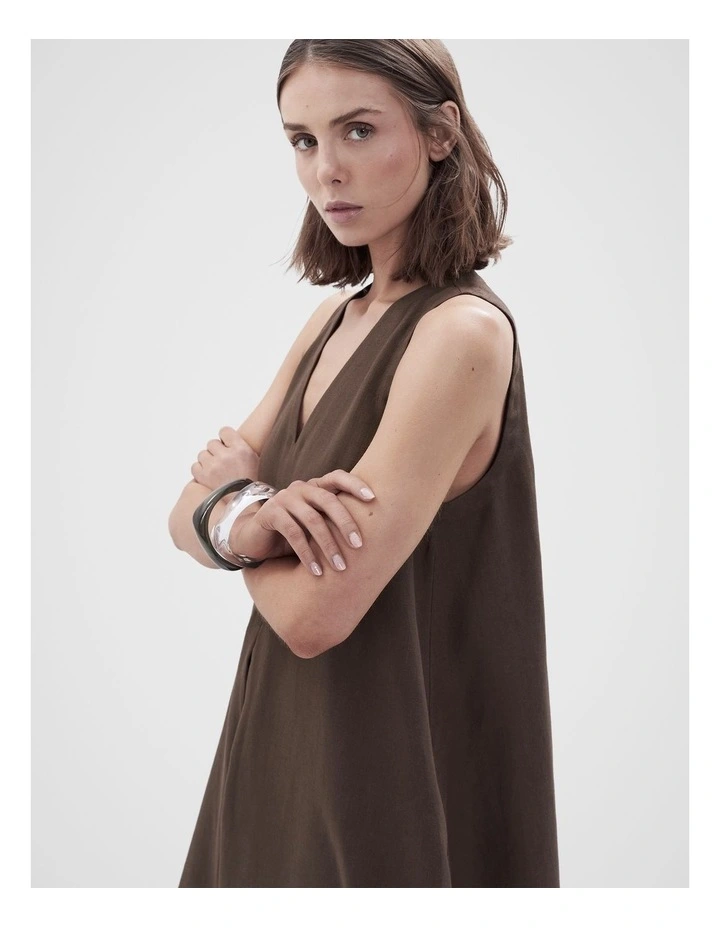 Linen V Neck Maxi Dress in Mocha image 4