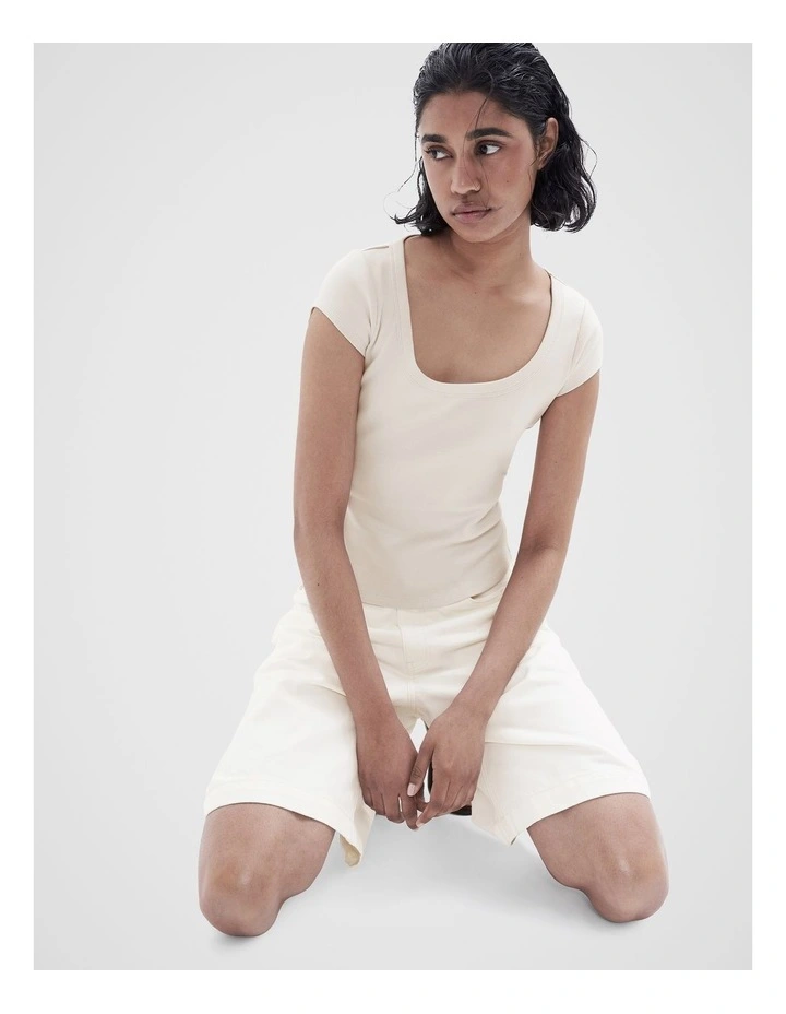 Scoop Neck Tee in Grey image 3