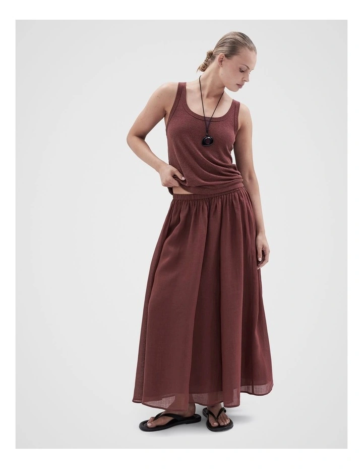 Linen Blend Scoop Neck Tank in Red image 3