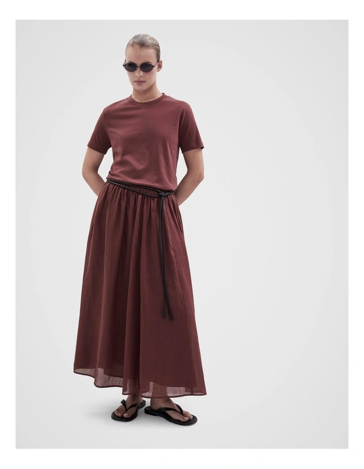 The Classic Crew Tee in Red image 3