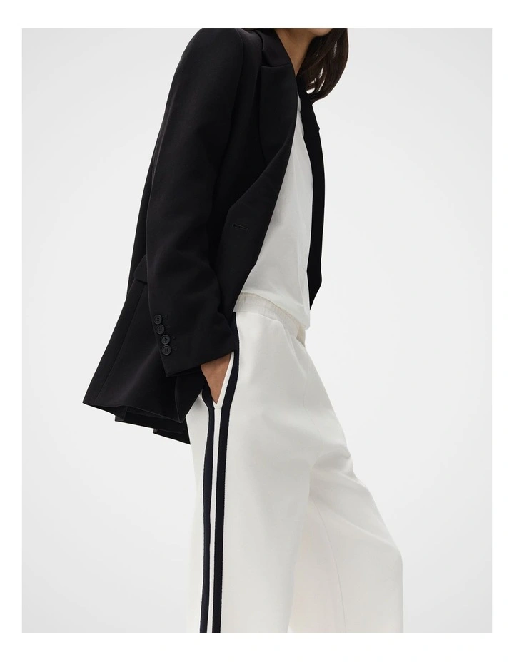 Sporty Pull On Pant image 4