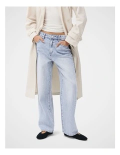 Relaxed Straight Fit Jeans in Blue