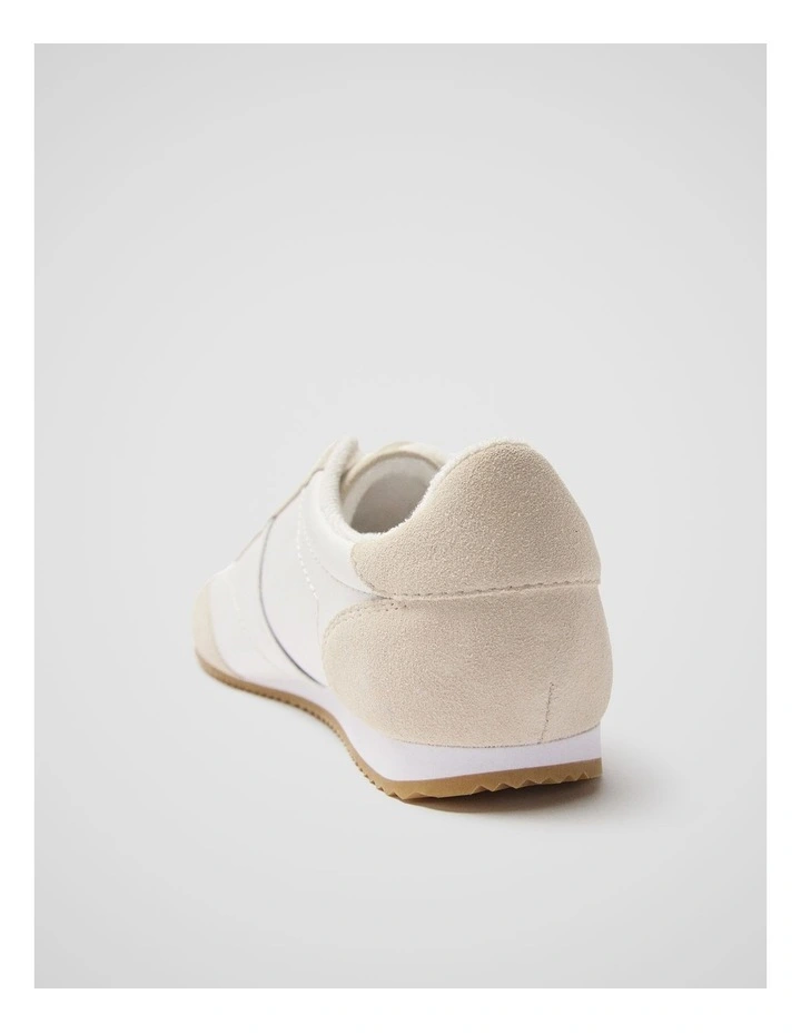 Luna Retro Sneaker in White image 2